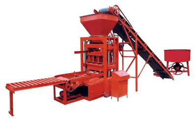 房地产动荡下的免烧砖机市场 价格、厂家与建筑机械行业的连锁反应